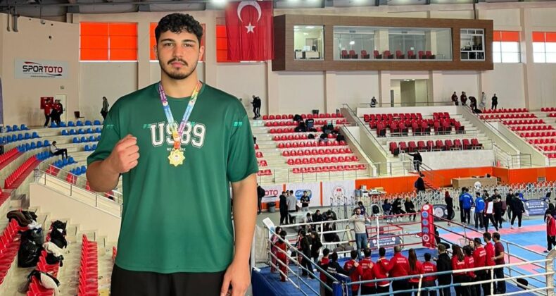 KİCK BOKSTA TÜRKİYE ŞAMPİYONU ÇUKUROVA ÜNİVERSİTESİNDEN