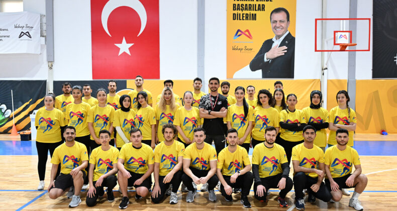 MERSİN BÜYÜKŞEHİR FİZİKİ YETERLİLİK KURSU İLE GENÇLERİN YANINDA