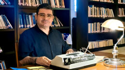 BAŞAR ŞEKER, YILIN İLK KİTAP FUARINDA OKURLARIYLA BULUŞUYOR