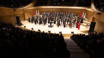 BETA ENERJİ FİLARMONİ ORKESTRASI KONSER GELİRİYLE GENÇLERE DESTEK OLUYOR