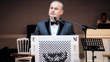 İSA KAYADAN: “EĞİTİM YAP-BOZ TAHTASI DEĞİLDİR”