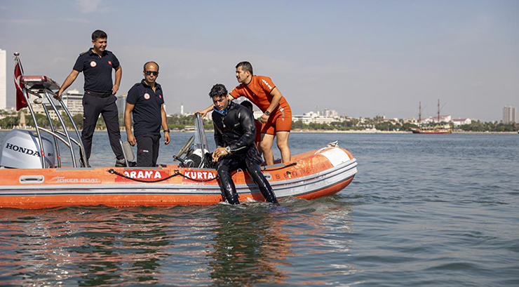 BÜYÜKŞEHİR İTFAİYESİ İLE MERSİN DAHA DA GÜVENLİ