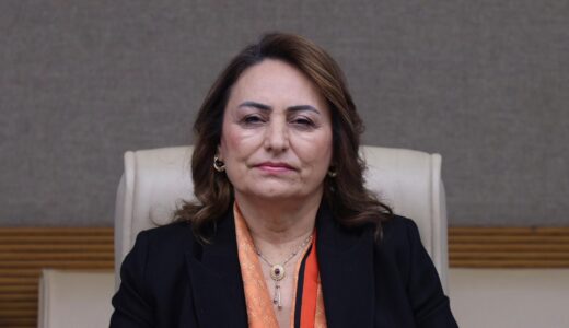 MÜZEYYEN ŞEVKİN: “YOKSULLUK SINIRI 100 BİN LİRAYI AŞTI, VATANDAŞIN MUTFAĞINDA YANGIN VAR”