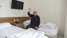 MERSİN BÜYÜKŞEHİR, DOSTHANE İLE HASTA VE YAKINLARININ YANINDA