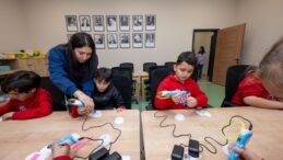 MERSİN BÜYÜKŞEHİR ÇOCUK KAMPÜSÜ’NDE ATÖLYELER DOLU DOLU GEÇİYOR