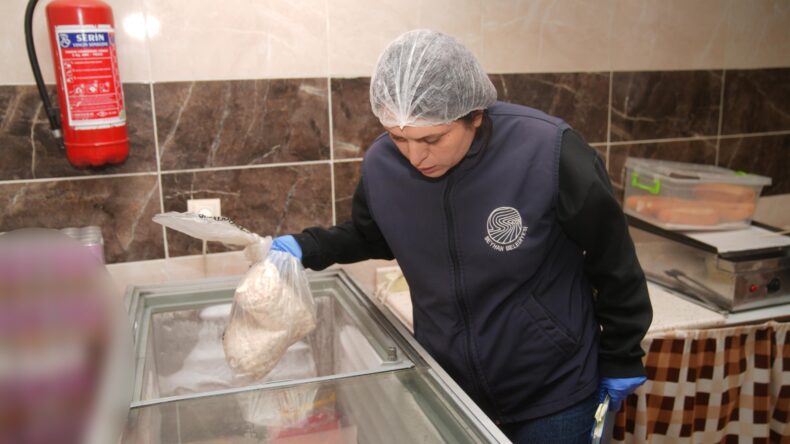 SEYHAN BELEDİYESİ’NDEN OKUL KANTİNLERİNE SIKI DENETİM