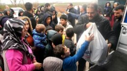 SEYHAN BELEDİYESİNDEN YAĞIŞ MAĞDURLARINA DESTEK ELİ