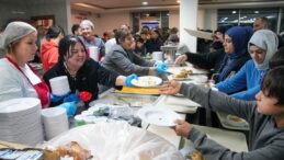 SEYHAN’DA BİRLİK VE KARDEŞLİK SOFRASI