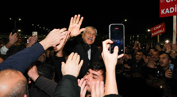 ZEYDAN KARALAR MEMLEKETİNDE…