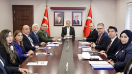 VALİ BAŞKANLIĞINDA ADANA EĞİTİM DÜNYASI DEĞERLENDİRİLDİ