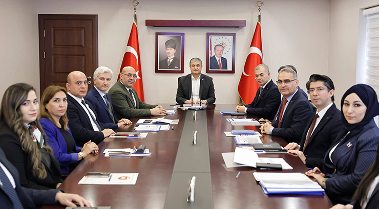 VALİ BAŞKANLIĞINDA ADANA EĞİTİM DÜNYASI DEĞERLENDİRİLDİ