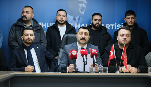 BAŞKAN AHMET TANIK: “BASKIYA KARŞI DİRENİŞİMİZ ARTARAK DEVAM EDECEK”