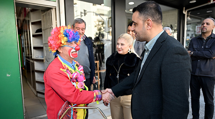 EMRAH KOZAY, GÖNÜLLERE DOKUNUYOR