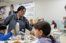 SEYHAN BELEDİYESİ KENT LOKANTALARI RAMAZANDA DAYANIŞMANIN MERKEZİ OLUYOR