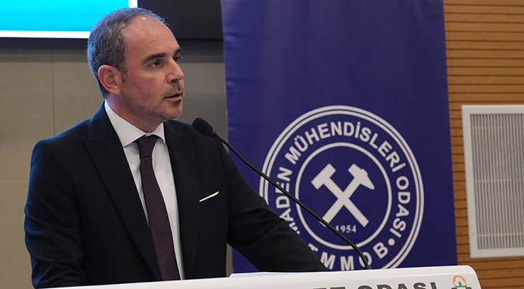 BÜLENT ZERENGÖK VE YÖNETİMİ GÜVEN TAZELEDİ