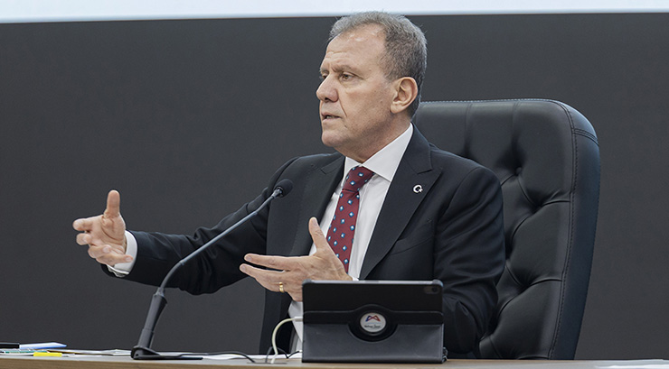 VAHAP SEÇER: “KENTTE YÜZDE 84 MEMNUNİYET ORANI VAR”