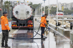 MERSİN BÜYÜKŞEHİR SELİN İZLERİNİ TÜM BİRİMLERİYLE SİLİYOR