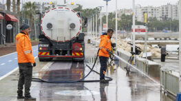 MERSİN BÜYÜKŞEHİR SELİN İZLERİNİ TÜM BİRİMLERİYLE SİLİYOR