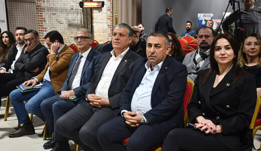 MİMARLAR ODASI ADANA ŞUBE YÖNETİMİ GÜVEN TAZELEDİ