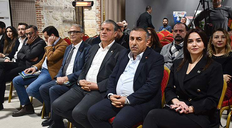 MİMARLAR ODASI ADANA ŞUBE YÖNETİMİ GÜVEN TAZELEDİ