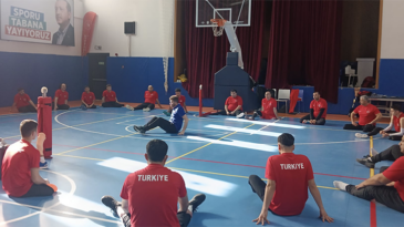 OTURARAK VOLEYBOL SEÇMELERİ BAŞLIYOR