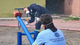 SEYHAN BELEDİYESİNDEN PARKLARA YOĞUN MESAİ