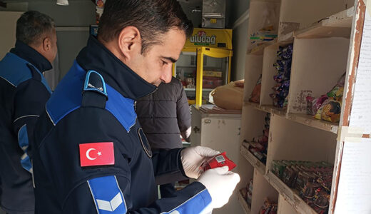 ERDİNÇ ALTIOK: ÇOCUKLARIMIZIN SAĞLIĞI BİZİM KIRMIZI ÇİZGİMİZDİR”