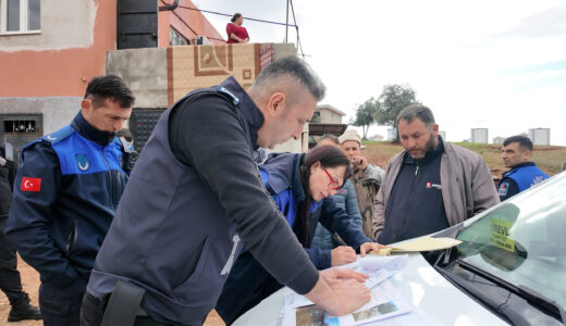 SARIÇAM’DA KENT ESTETİĞİNİ BOZAN HAYVANCILIK YAPILARI TAŞINIYOR