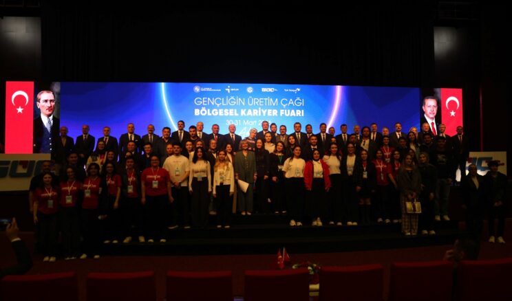 GENÇLİĞİN ÜRETİM ÇAĞI ÇUKUROVA ÜNİVERSİTESİNDE BAŞLADI