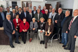 GAZETECİLER BAYRAMLAŞTI, ZÜLFİKAR İNÖNÜ TÜMER YALNIZ BIRAKMADI…