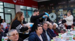 SEYHAN BELEDİYESİ’NDEN KAPSAYICI İFTAR SOFRASI