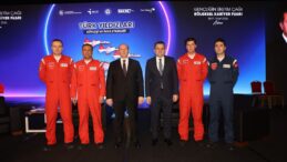 DABKAF 26 TÜRK YILDIZLARI’NI AĞIRLADI