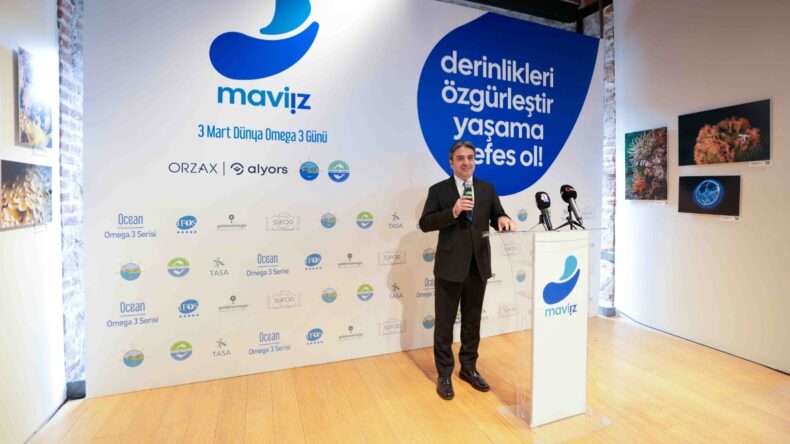 MAVİ İZ PROJESİYLE DENİZ KİRLİLİĞİNE SANAT DOKUNUŞU