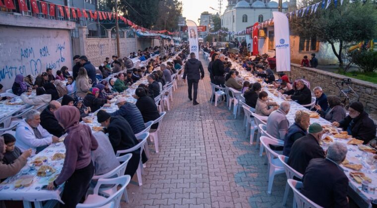 YEŞİLYUVA MAHALLESİ’NDE GÖNÜLLERİ BULUŞTURAN İFTAR