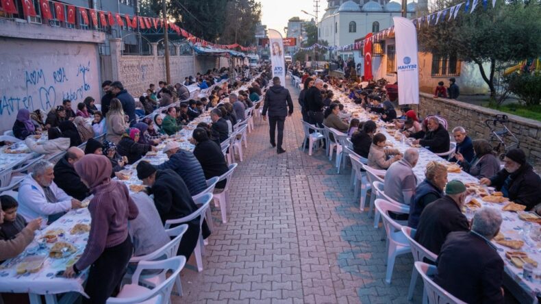 YEŞİLYUVA MAHALLESİ’NDE GÖNÜLLERİ BULUŞTURAN İFTAR