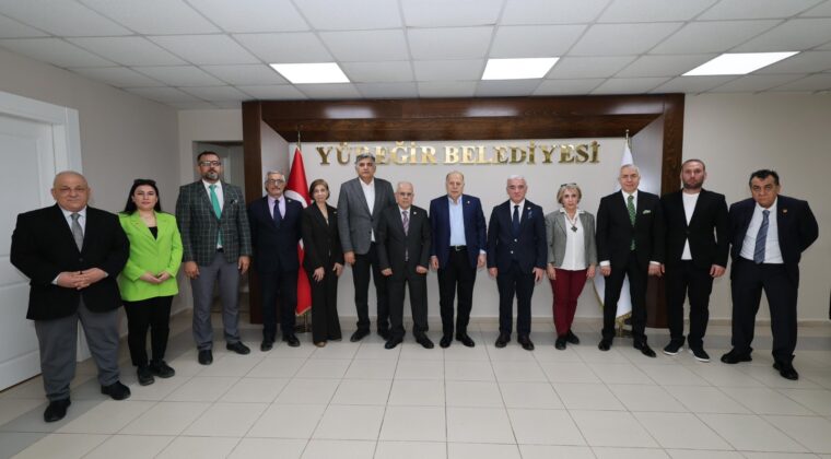 ÇGC’NİN YENİ YÖNETİMİNDEN YÜREĞİR BELEDİYESİ’NE ZİYARET