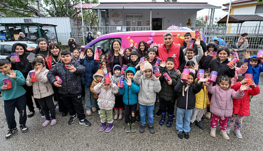 MERSİN BÜYÜKŞEHİR’DEN 13 İLÇEDE 60 BİN ÇOCUĞA BAYRAM HEDİYESİ