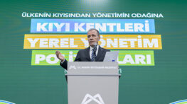 BAŞKAN SEÇER, ‘KIYI KENTLERİ YEREL YÖNETİM POLİTİKALARI MERSİN ÇALIŞTAYI’NA KATILDI