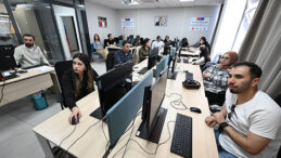 MERSİN BÜYÜKŞEHİR’DEN GENÇLERE YAPAY ZEKA VE VERİ ANALİZİ EĞİTİMİ