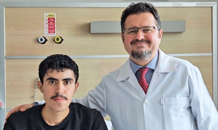 18 YAŞINDAKİ HASTA AMELİYATSIZ YÖNTEMLE KURTULDU