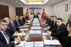 VALİ YAVUZ, VALİ YARDIMCILARI VE KAYMAKAMLARLA BİR ARAYA GELDİ