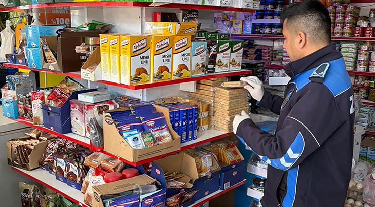 YUMURTALIK’TA TOPYEKÜN BELEDİYECİLİK HİZMETLERİ…