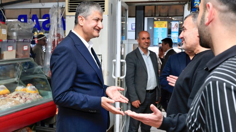 VALİ MUSTAFA YAVUZ KÜÇÜKDİKİLİ’DE ESNAF ZİYARETİNDE BULUNDU