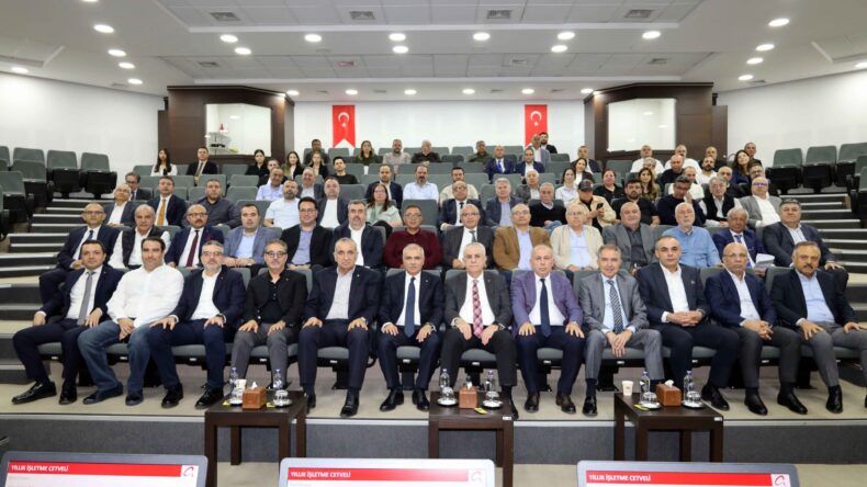 BAŞKAN KIVANÇ; “ZORLU ŞARTLARA RAĞMEN ÜRETİM ÇARKLARI DÖNÜYOR”