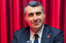 CHP ADANA İL BAŞKANI ANIL TANBUROĞLU: “YARGILAMALAR ADİL, ACİL VE TUTUKSUZ YAPILMALI”