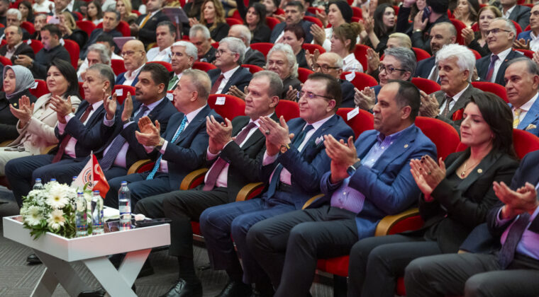 BAŞKAN SEÇER, ‘MESİAD 14. YILIN İŞ İNSANLARI ÖDÜL VE ÜYE KABUL TÖRENİ’NE KATILDI