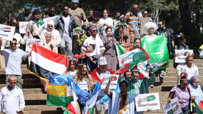 ÇUKUROVA ÜNİVERSİTESİNDE KÜLTÜRLERİN BULUŞMA NOKTASI: GLOBALFEST BAŞLADI