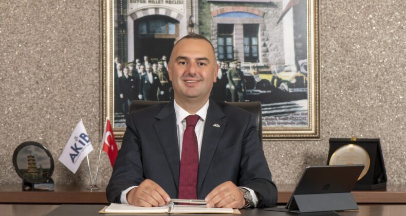 TÜRKİYE’NİN YAŞ MEYVE SEBZE İHRACATI İLK ÇEYREKTE YÜZDE 35 ARTIŞLA 1,3 MİLYAR DOLARA ULAŞTI