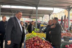 GÜRER: “PAZARIN DA TADI TUZU KAÇMIŞ”