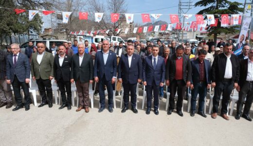 POZANTILI ÜRETİCİYE 900 BİN ÇİLEK FİDESİ DAĞITILDI